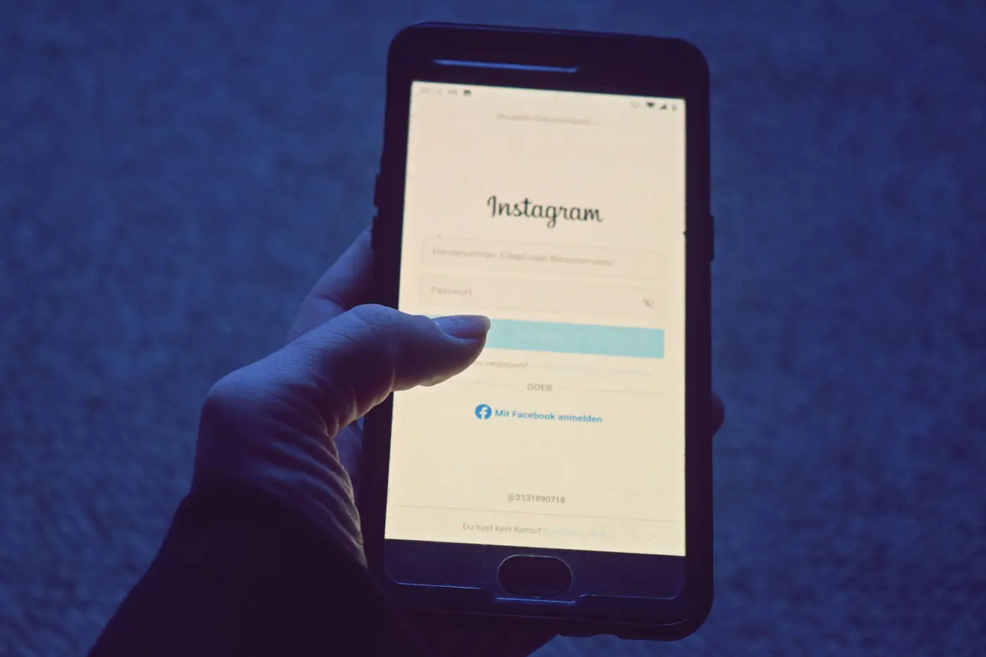 Instagram hesabım çalındı, dava açabilir miyim?